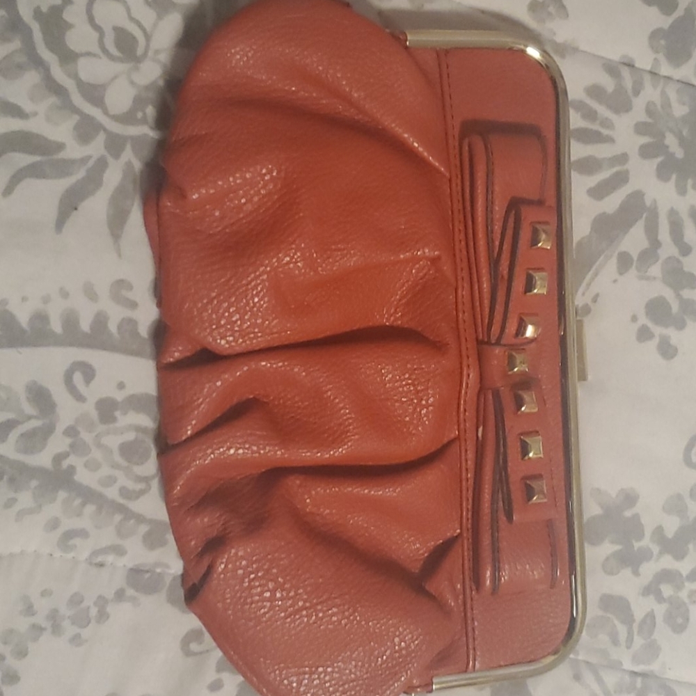 Purse - Picture 2 of 3